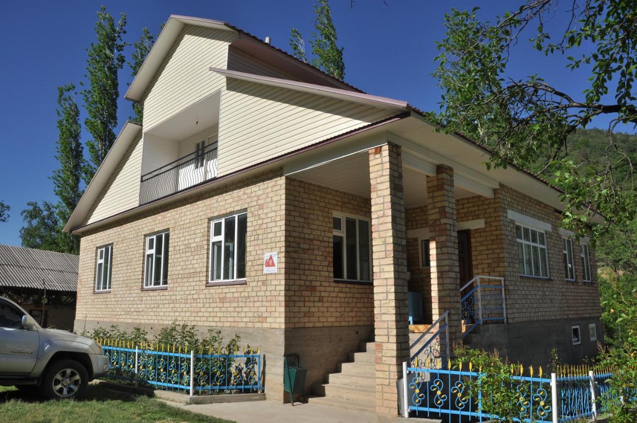 Guest House Sary-Chelek Arkit ภายนอก รูปภาพ
